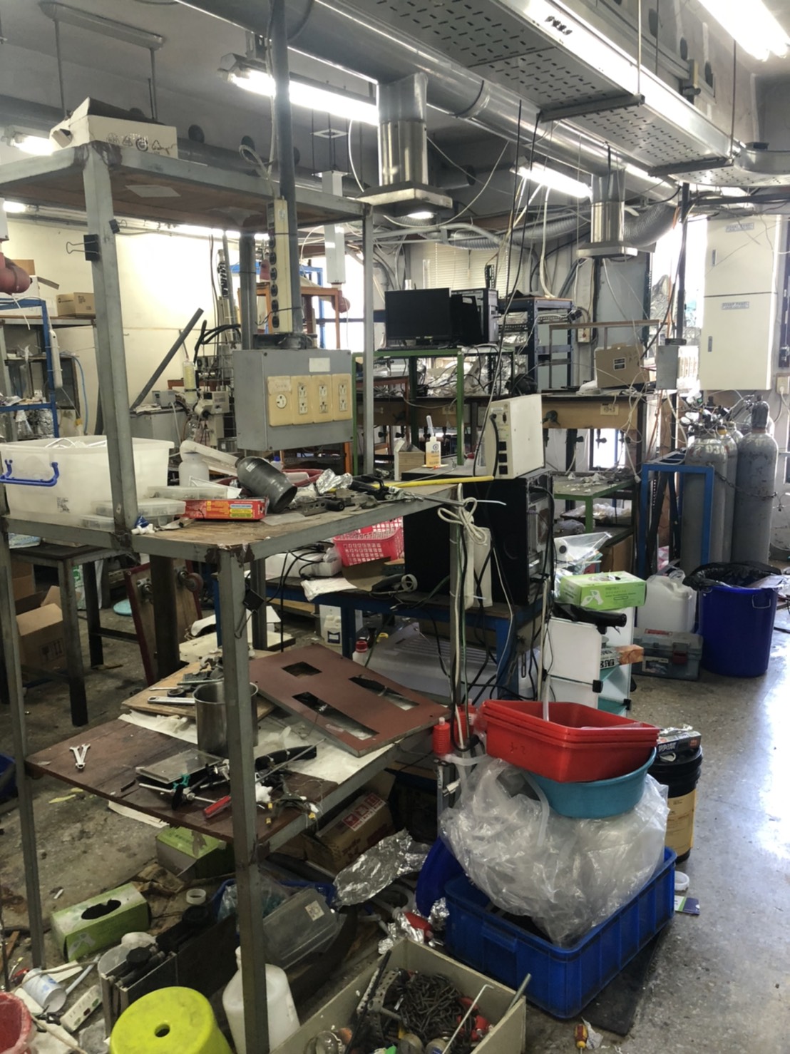 國立大學化工系設備搬遷