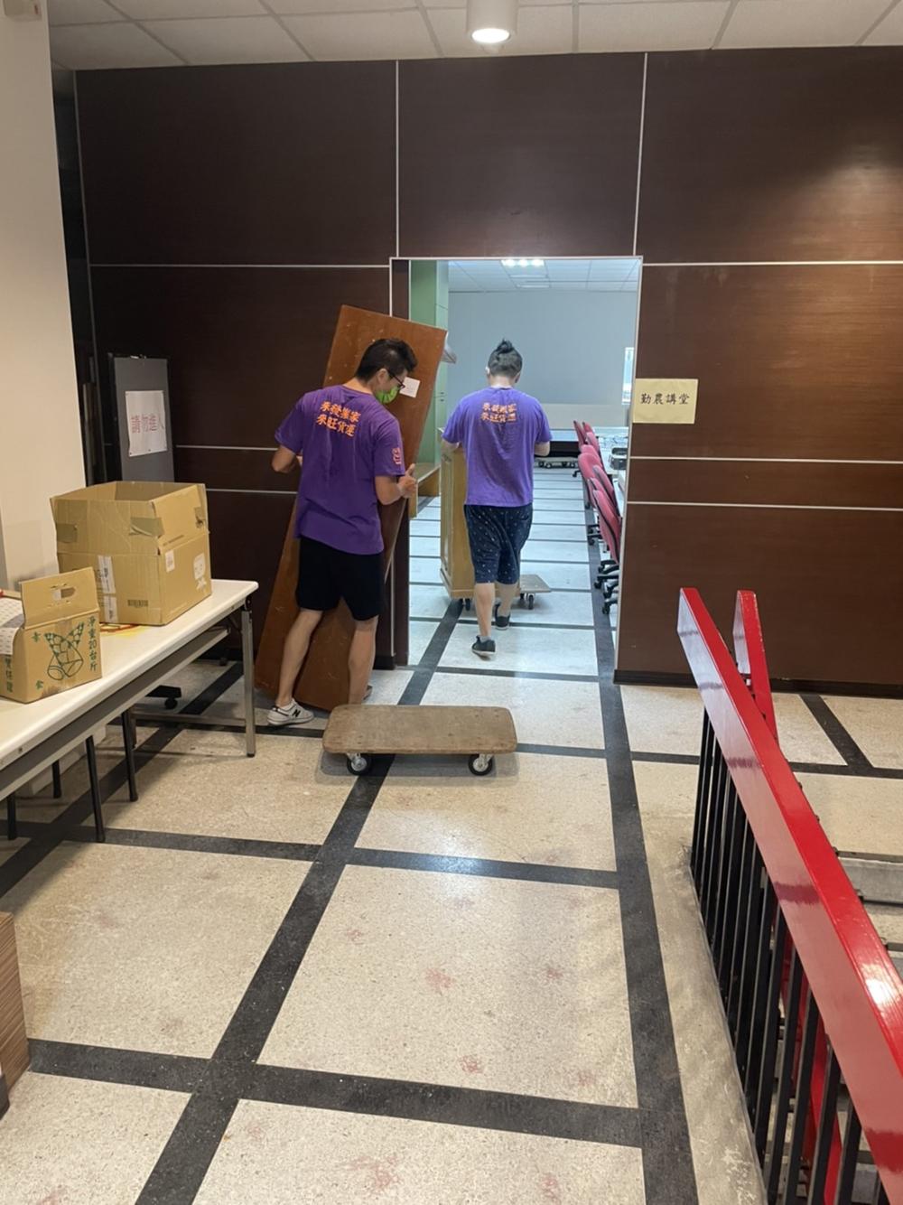 台大農列館室內移動