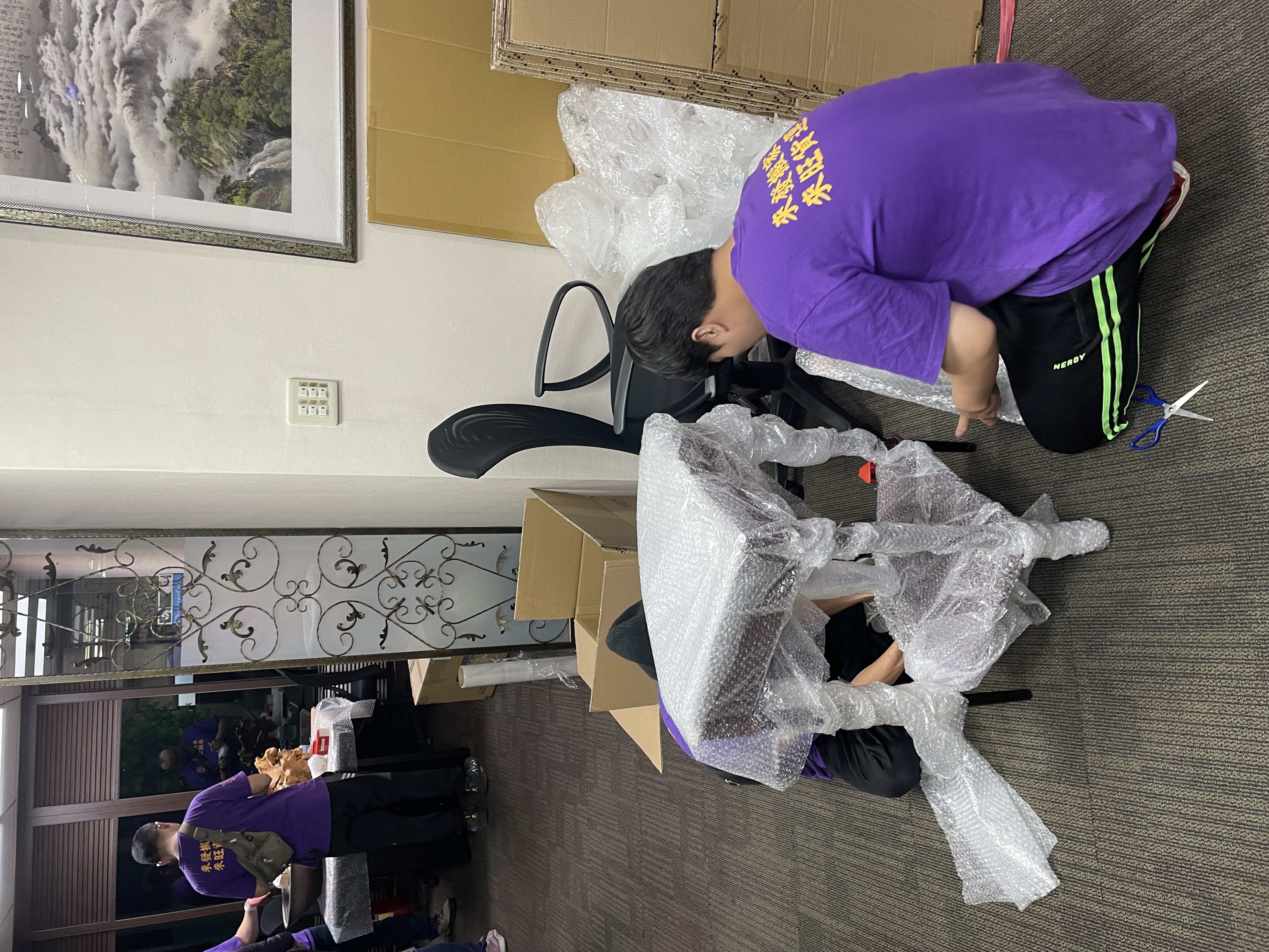 辦公室藝術品精緻打包