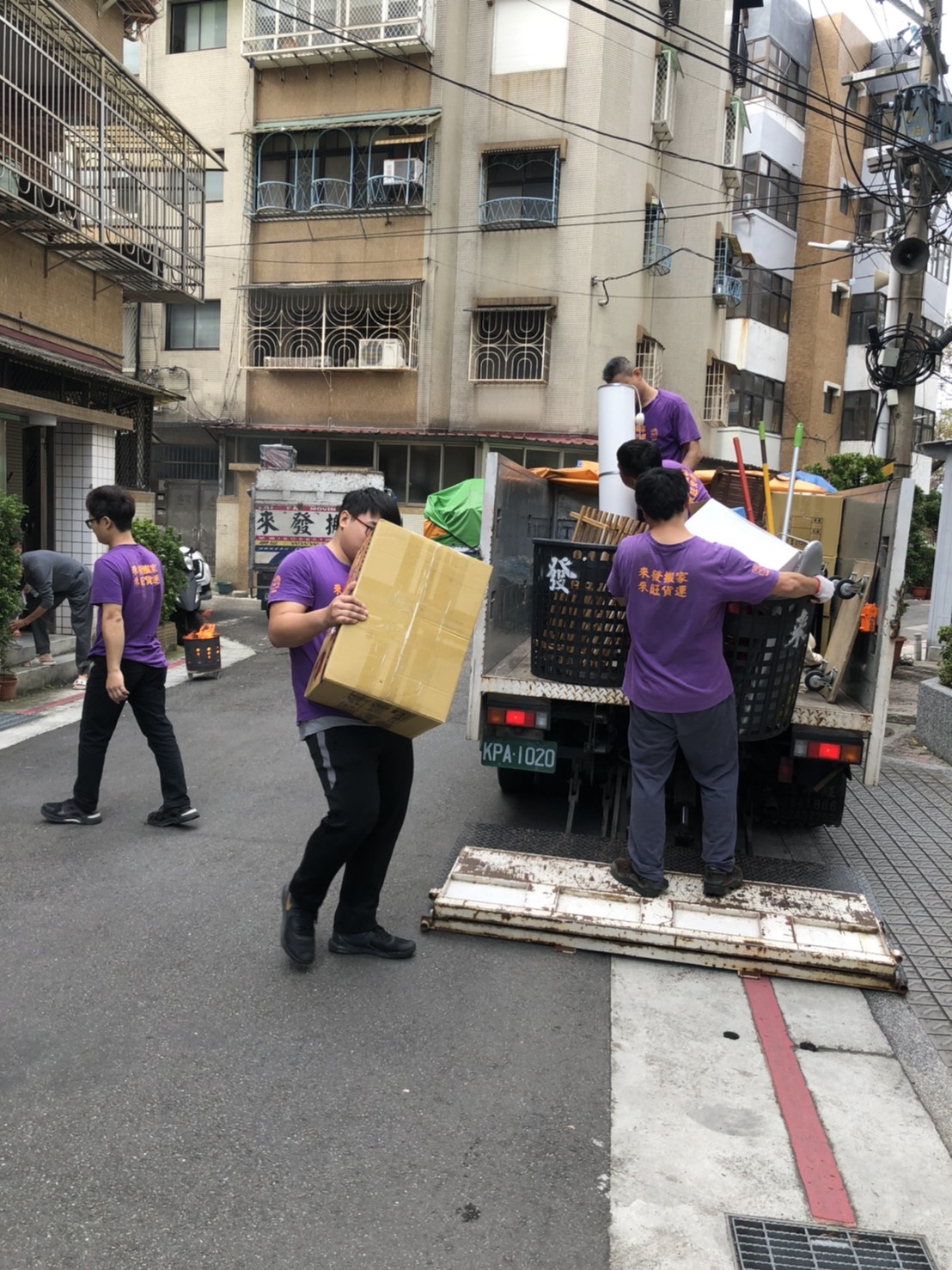 外國人家庭精緻搬遷